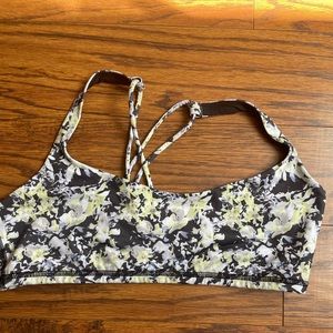 Lululemon bra